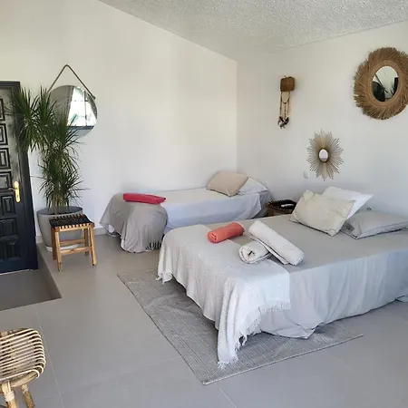 Villa Beachfront Estepona