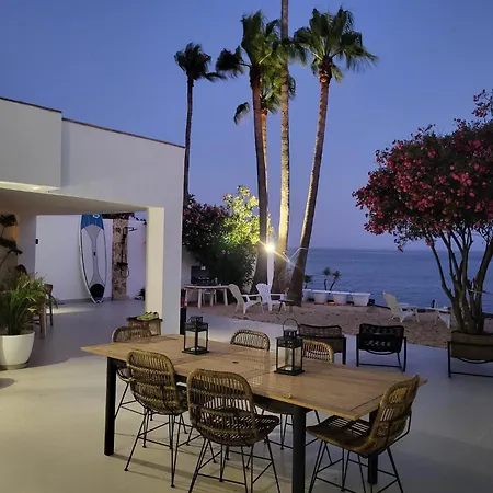 Beachfront Villa *