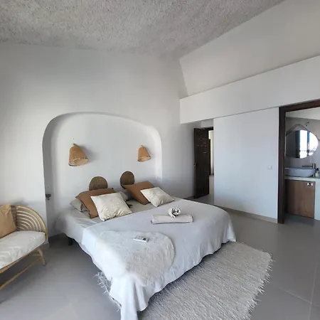 Beachfront Villa Estepona