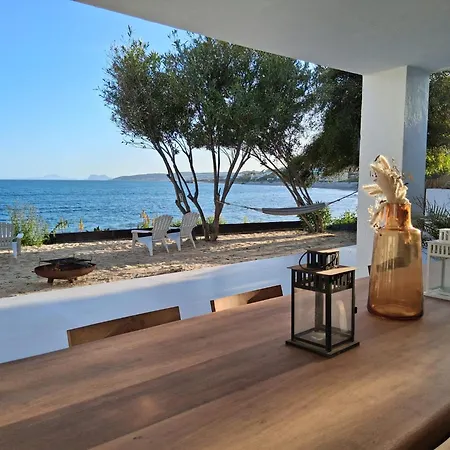 Villa Beachfront