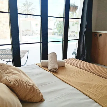 Villa Beachfront Estepona