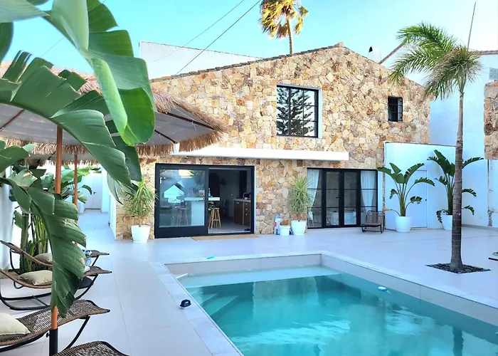 Villa Beachfront Estepona