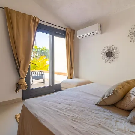 Beachfront Villa Estepona